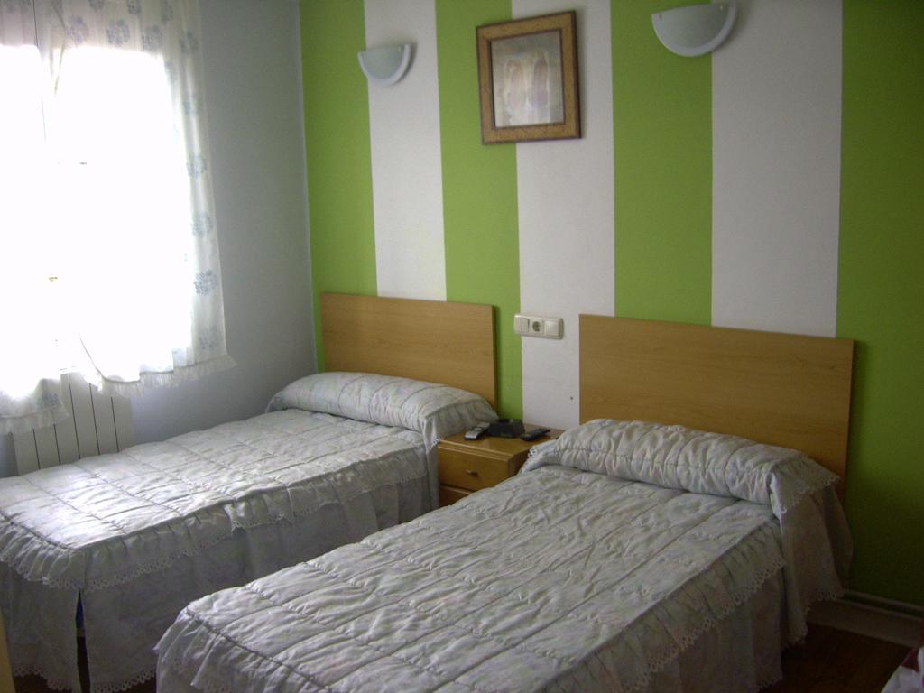Pension Gema Irun Rom bilde