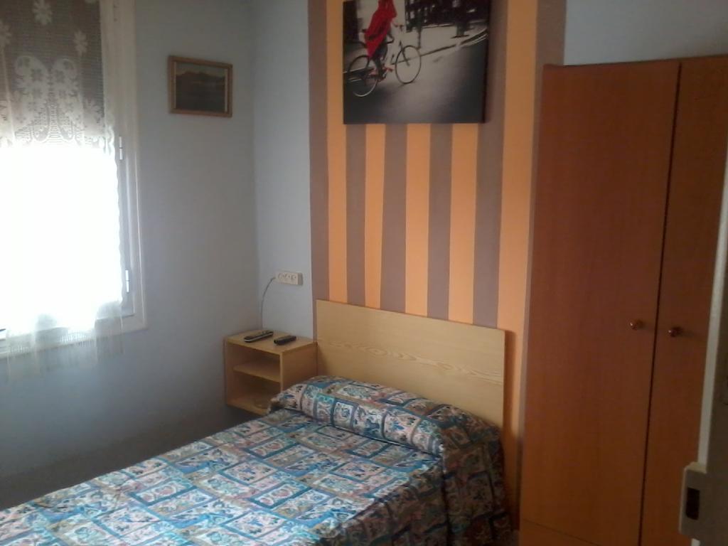 Pension Gema Irun Rom bilde